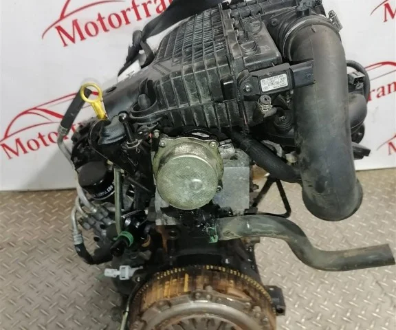 Двигатель без навесного для Renault Duster HS rest 2015-2021 на фотографиях