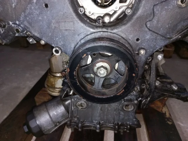 Двигатель без навесного для Porsche Cayenne 958 2010-2014 на фотографиях