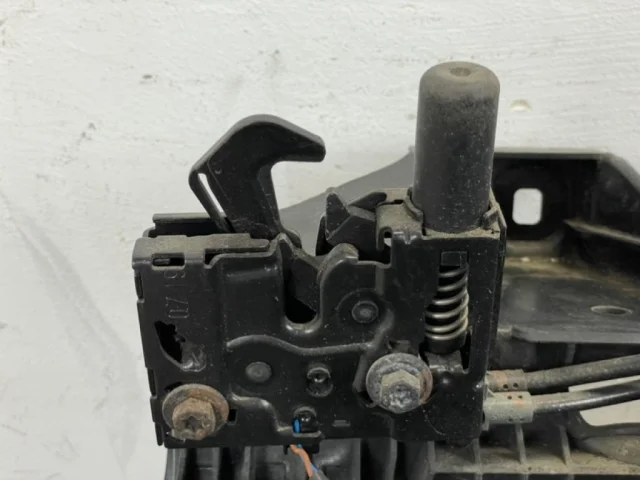 Кассета радиаторов для Audi Q7 4M 2015+ на фотографиях