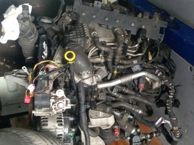 Продажа двигателя CXEB