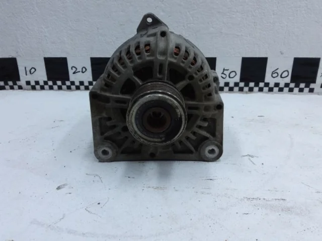 Генератор для Renault Logan 2007-2012 (Универсал KS) на фотографиях