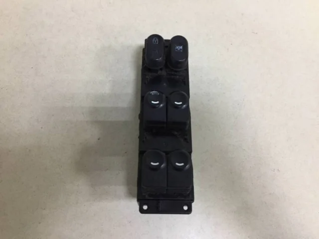 Блок управления стеклоподъемниками для Hyundai Solaris 1 рестайлинг 2014-2017 на фотографиях