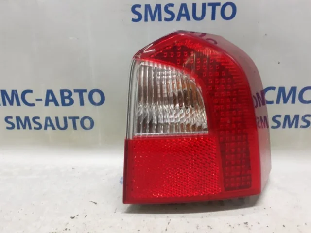 Фонарь внешний правый для Volvo XC70 BZ 2007-2016 на фотографиях