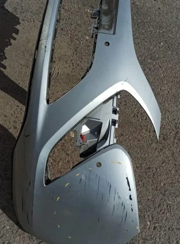 Бампер передний для Opel Zafira B 2005-2015 на фотографиях