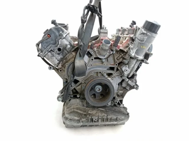 Двигатель без навесного для Mercedes-Benz CLK class C208 1997-2002 на фотографиях