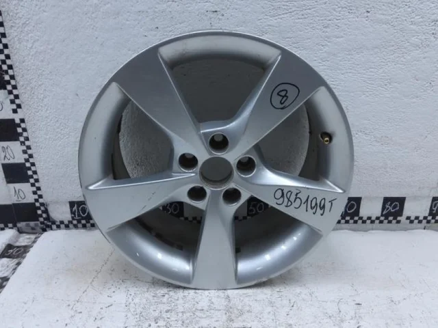 Диск колесный литой для Skoda Rapid I NH3 2012-2017 на фотографиях