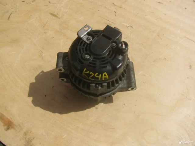 Генератор для Honda CR-V RE Rest 2010-2012 на фотографиях