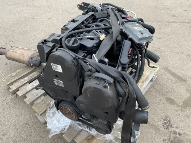 Продажа двигателя D5244T4