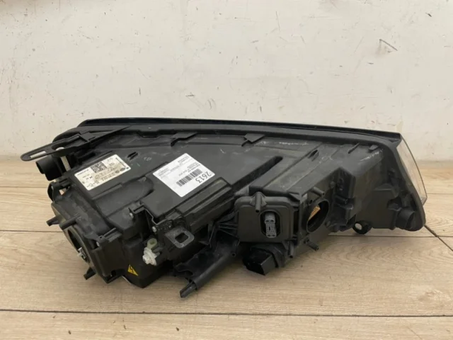 Фара ксенон левая для Volkswagen Touareg II (7P5) Rest 2014-2018 на фотографиях