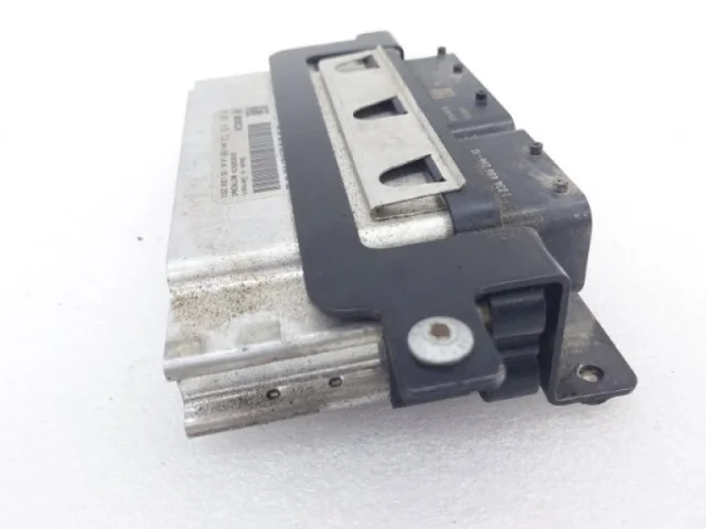 Блок управления двигателем для Volkswagen Polo Liftback (Mk6) 2020+ на фотографиях