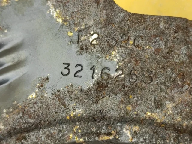 Ступица колеса задняя правая для Mercedes-Benz M class W163 1998-2005 на фотографиях