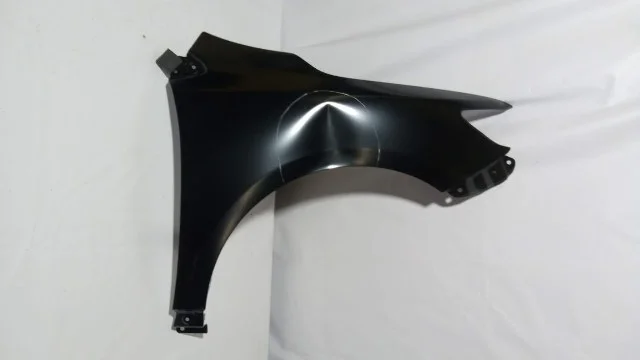 Крылья для Toyota Corolla E140/E150 Седан 2006-2013 на фотографиях