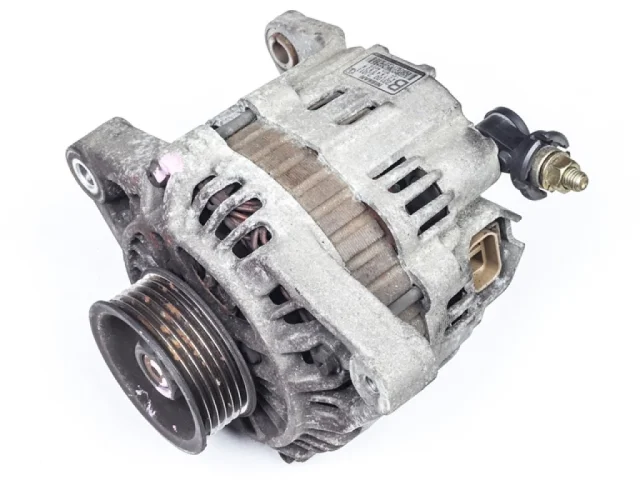 Генератор для Nissan Primera P11 Седан 1996-2001 на фотографиях