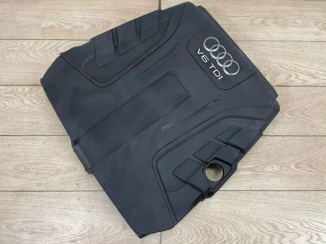 Корпус воздушного фильтра для Audi Q7 4M 2015+ на фотографиях