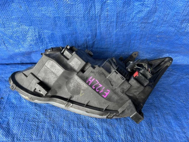 Бампер для Toyota Corolla E120/E130 Хэтчбек 2001-2007 на фотографиях