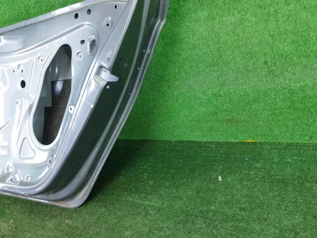 Дверь (в сборе) задняя правая для Skoda Rapid II 2020+ на фотографиях