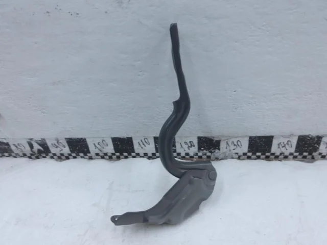 Петля капота левая для Hyundai Solaris 2 (2017-2022) на фотографиях