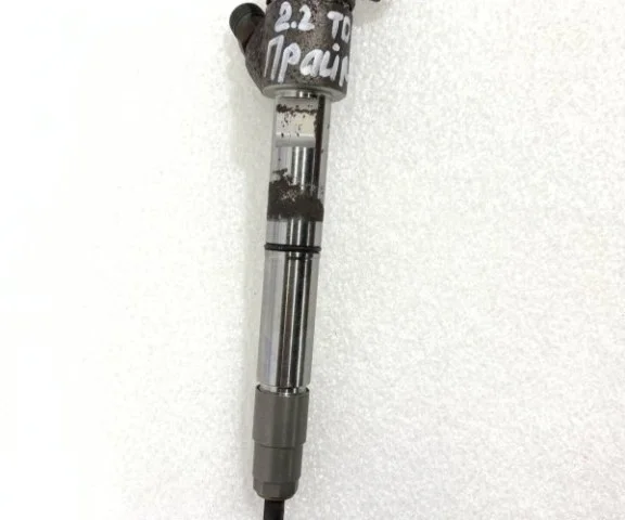 Форсунка топливная для Kia Carnival 3 YP 2015-2020 на фотографиях