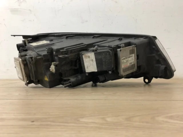 Фара ксенон левая для Volkswagen Touareg II (7P5) Rest 2014-2018 на фотографиях