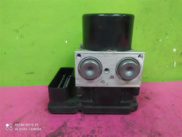 Блок ABS для Audi Q7 4L 2005-2015 на фотографиях