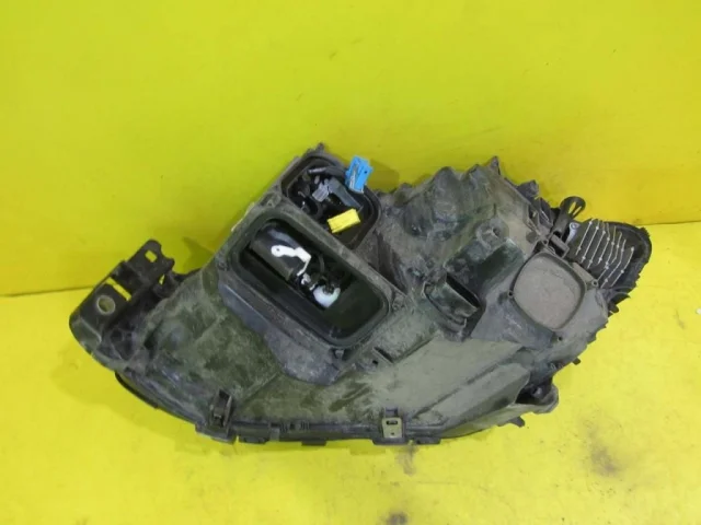 Фара правая для Mercedes-Benz GLE class W166 2015-2018 на фотографиях