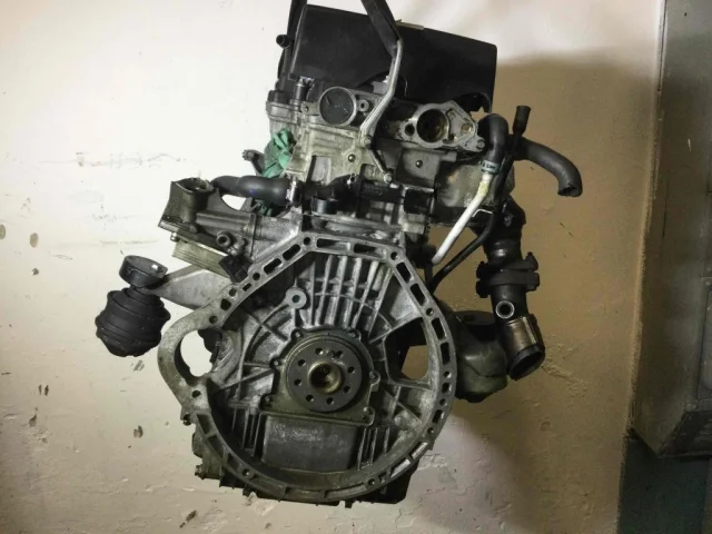 Двигатель без навесного для Mercedes-Benz CLK class C209 2002-2011 на фотографиях