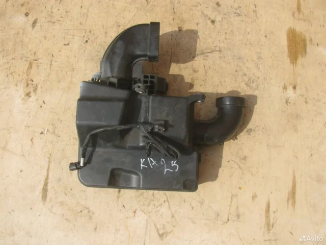 Впускной коллектор для Hyundai Solaris 1 RB (2011-2013) Хэтчбек на фотографиях