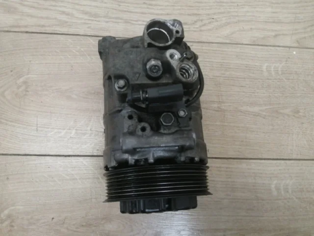 Компрессор кондиционера для Porsche Cayenne 958 2010-2014 на фотографиях