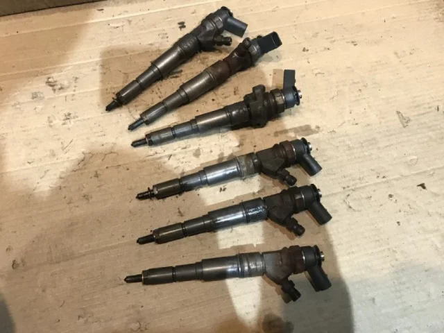 Форсунка топливная для BMW 3er Е46 Touring 1999-2005 на фотографиях