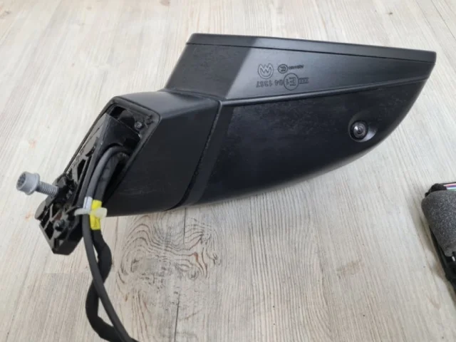 Зеркало боковое правое для Audi Q7 4M 2015+ на фотографиях