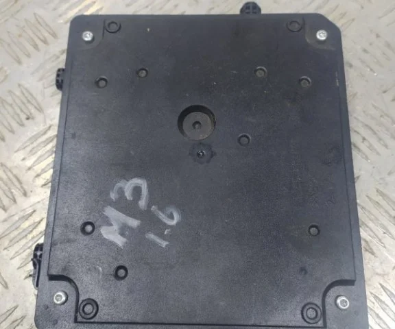 Блок комфорта для Renault Fluence L30 2009-2017 на фотографиях