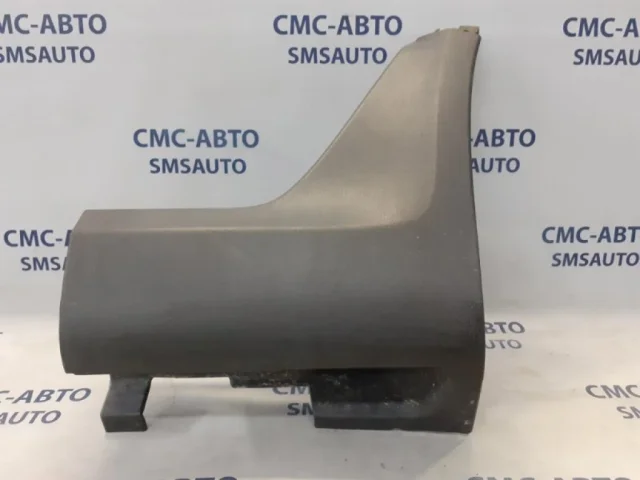 Накладка порога левая для Volvo XC70 BZ 2007-2016 на фотографиях