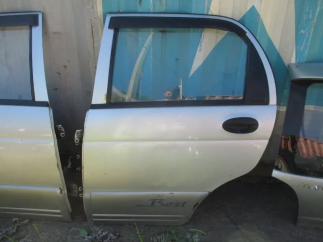Дверь задняя левая для Daewoo Matiz M250 2008-2015 на фотографиях