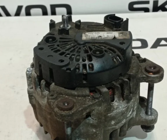 Генератор для Volkswagen Golf VII (5G) 2012-2017 на фотографиях