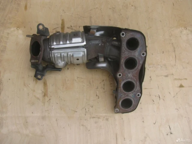 Выпускной коллектор для Toyota RAV4 XA30 2005-2012 на фотографиях