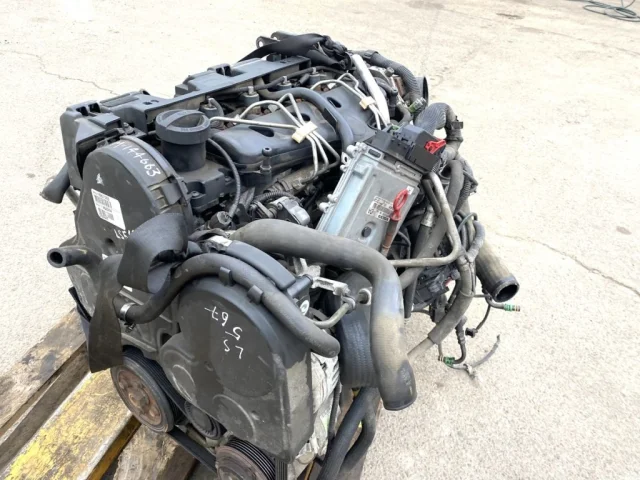 Продажа двигателя D5244T4