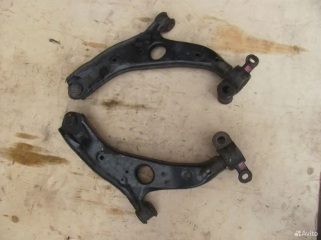 Рычаг передний левый нижний для Mazda CX 5 KE 2011-2017 на фотографиях