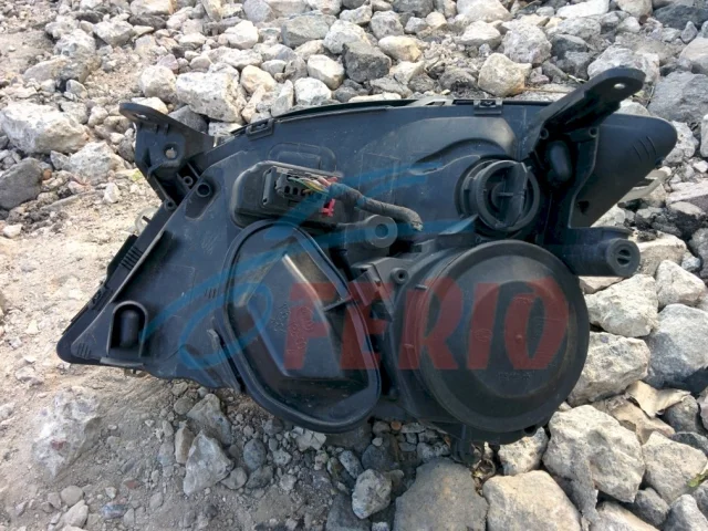 Фары для Opel Vectra C 2002-2008 на фотографиях