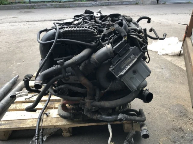 Двигатель для Jaguar XF X250 2008-2016 на фотографиях