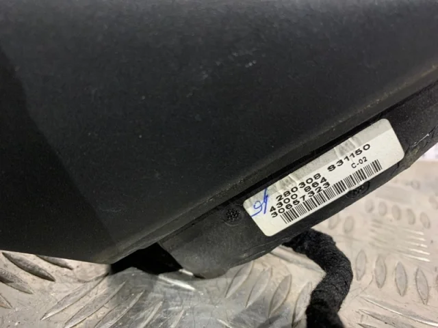 Зеркала для Volvo C30 MK 2006-2013 на фотографиях