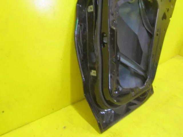 Накладка на дверь задняя правая для BMW X3 G01 2017-2023 на фотографиях