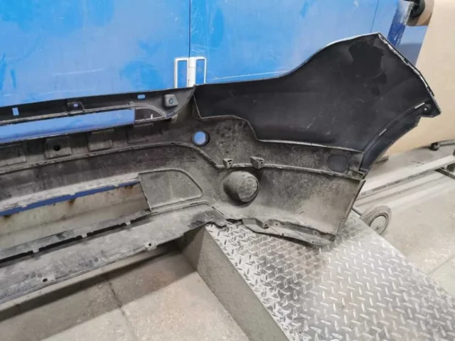 Бампер передний для Ford Explorer U502 2011-2016 на фотографиях