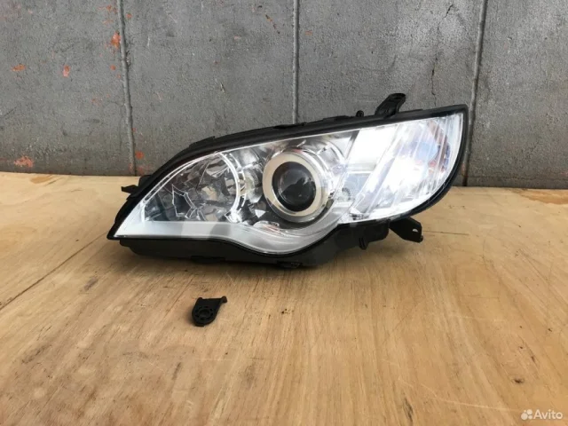 Фара левая для Subaru Legacy BL/B13 2003-2009 на фотографиях