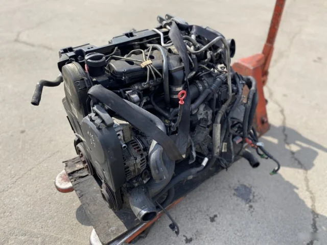 Продажа двигателя D5244T4