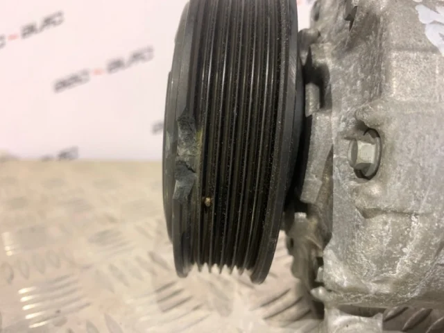 Компрессор кондиционера для Volkswagen Passat Variant (B6, Typ 3C) 2004-2010 на фотографиях