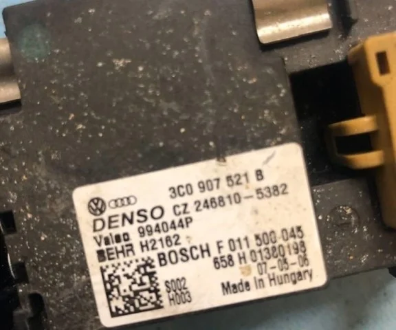 Реостат печки для Volkswagen Passat Variant (B6, Typ 3C) 2004-2010 на фотографиях