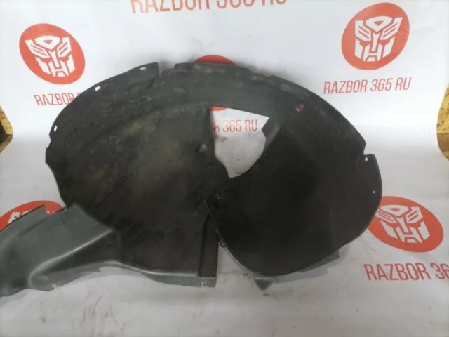 Крылья для Volkswagen Touran 1T 2003-2015 на фотографиях