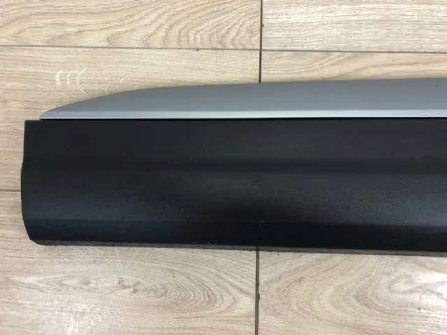 Накладка двери багажника для Audi Q7 4M 2015+ на фотографиях