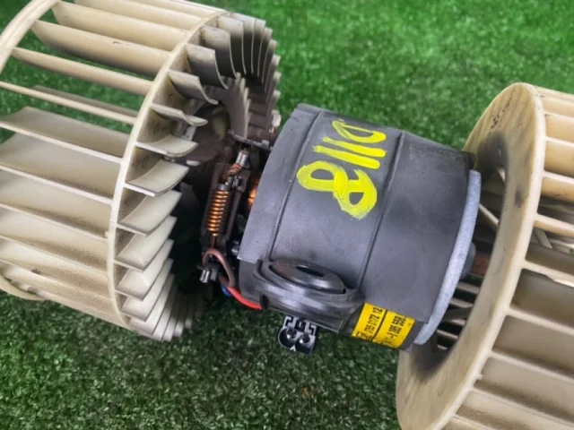 Мотор отопителя для BMW 5er Е39 1995-2003 на фотографиях