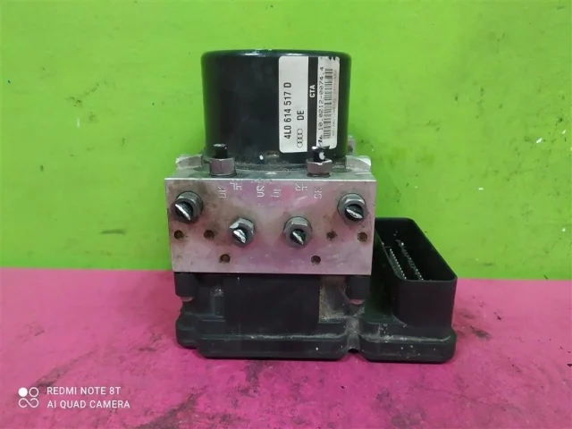 Блок ABS для Audi Q7 4L 2005-2015 на фотографиях